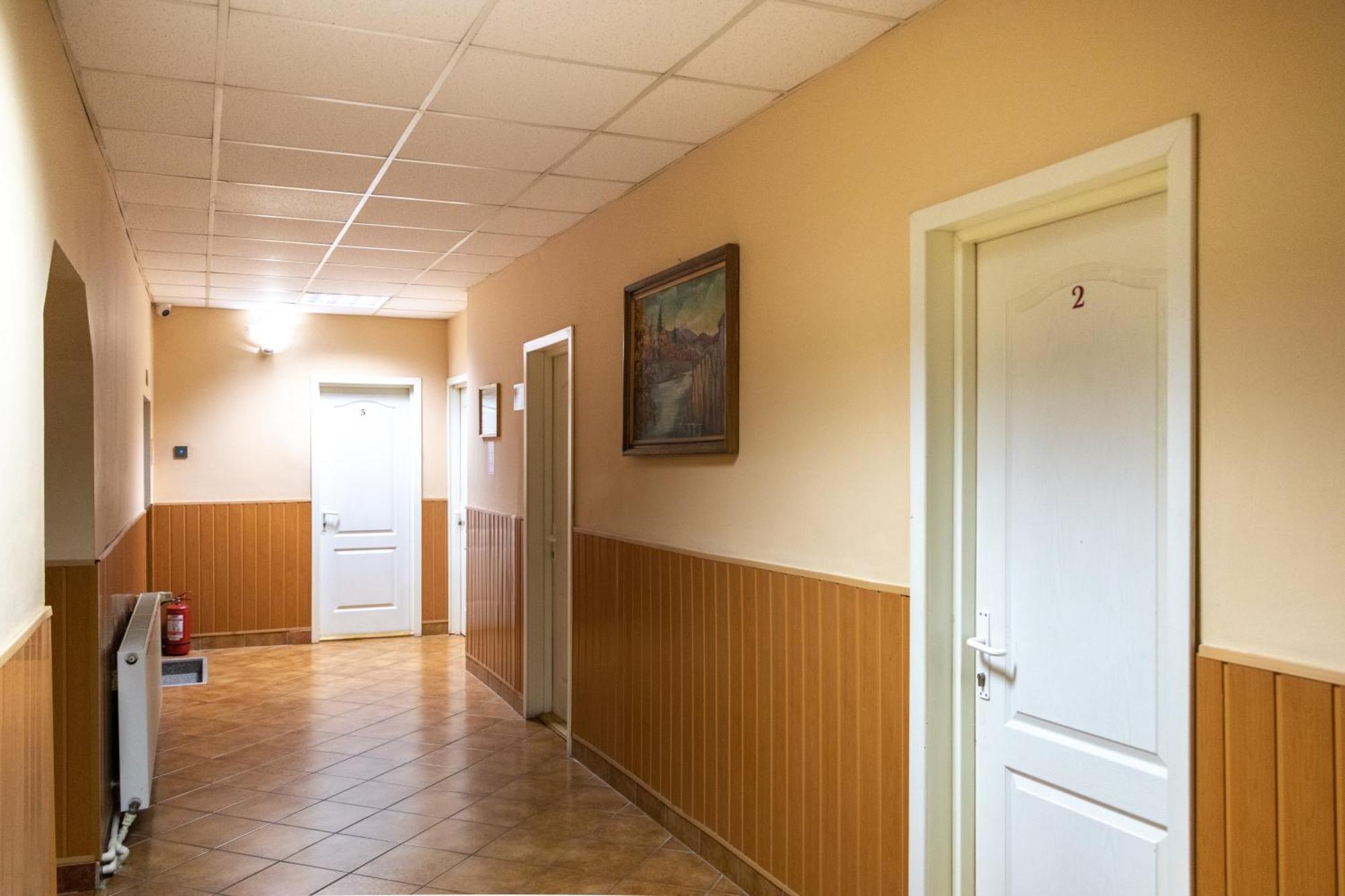 Hotel Tranzit Odorheiu Secuiesc Exteriér fotografie